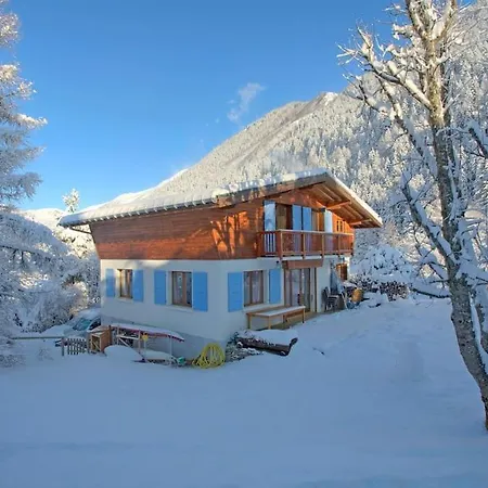 Alpstuga Chalet Clara *